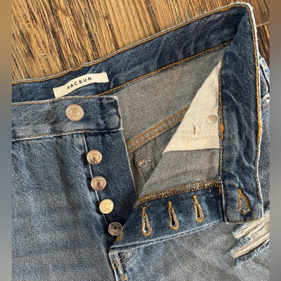 PacSun Vintage Cut Off Women’s Jean Shorts Sz 25 (*Runs Big) Hi Rise Button Fly - Picture 9 of 11